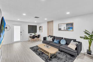 待售: $895,000 (0 贝兹, 0 浴室, 2246 平方英尺)