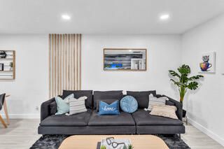 待售: $895,000 (0 贝兹, 0 浴室, 2246 平方英尺)