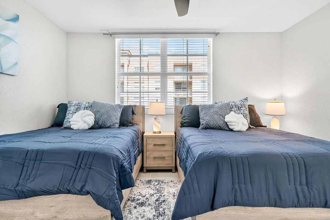 合同活跃: $6,500 (2 贝兹, 2 浴室, 1334 平方英尺)