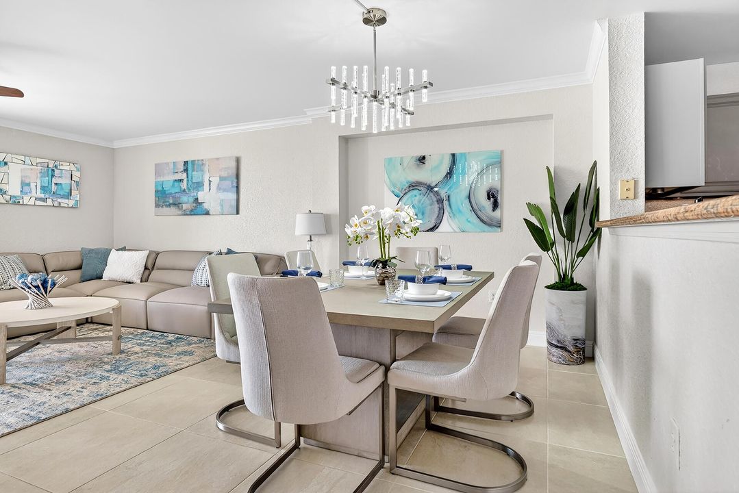 合同活跃: $6,500 (2 贝兹, 2 浴室, 1334 平方英尺)