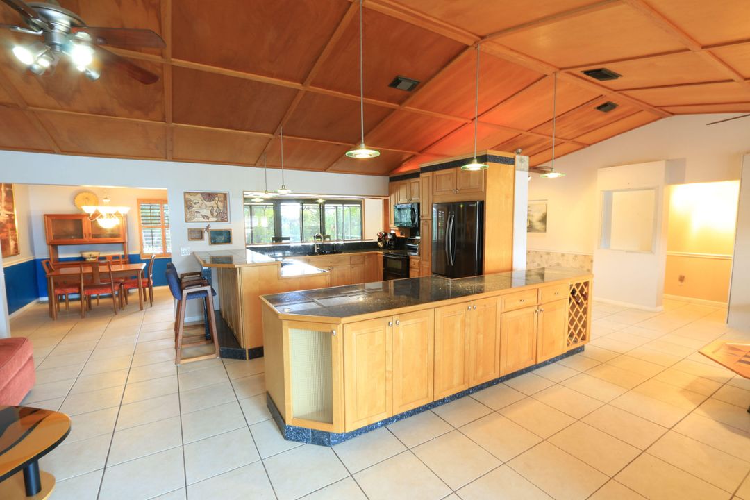 На продажу: $525,000 (3 спален, 2 ванн, 1862 Квадратных фут)