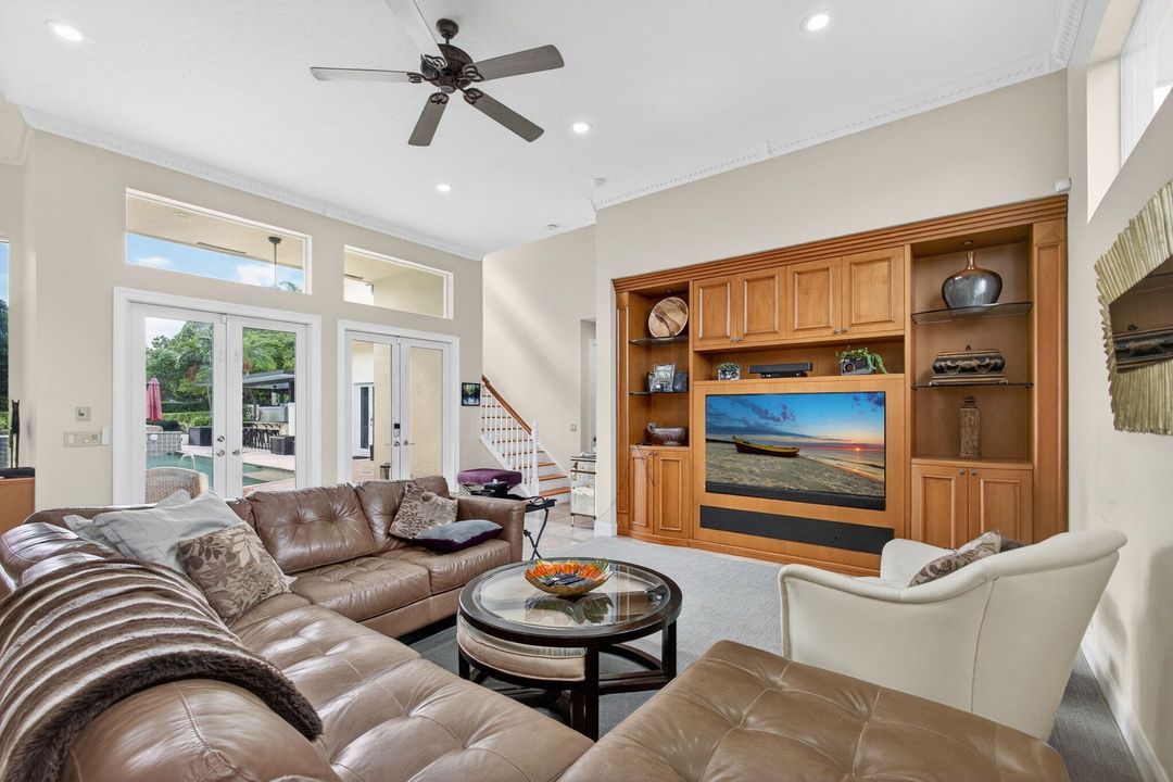 For Rent: $20,000 (5 beds, 4 baths, 4121 Square Feet)