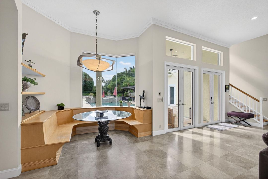 For Rent: $20,000 (5 beds, 4 baths, 4121 Square Feet)