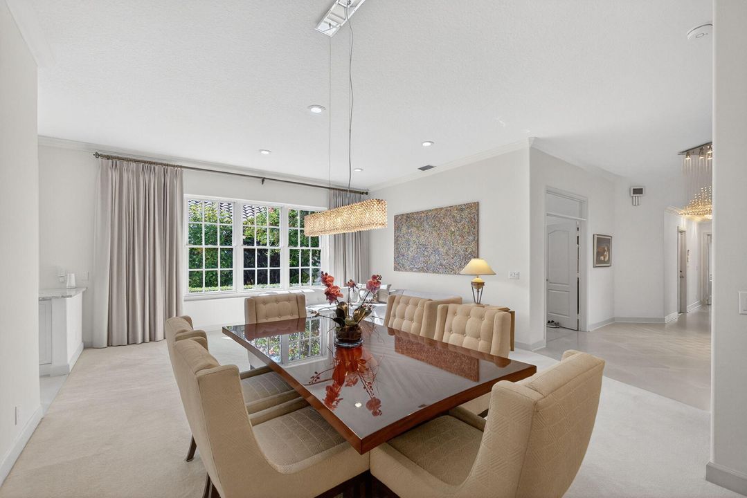 For Sale: $1,025,000 (3 beds, 3 baths, 2617 Square Feet)