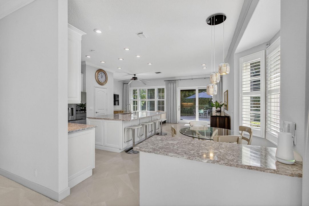 For Sale: $1,025,000 (3 beds, 3 baths, 2617 Square Feet)