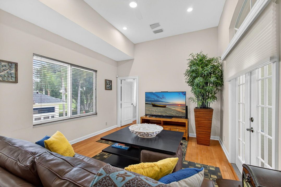 For Rent: $20,000 (5 beds, 4 baths, 4121 Square Feet)