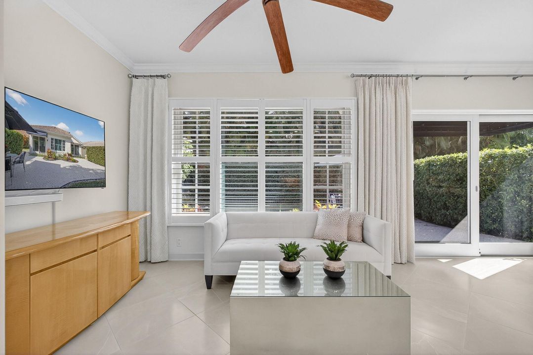 For Sale: $1,025,000 (3 beds, 3 baths, 2617 Square Feet)