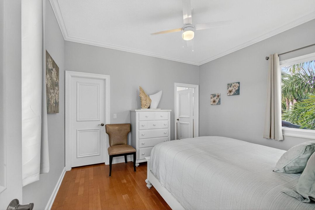 For Rent: $20,000 (5 beds, 4 baths, 4121 Square Feet)