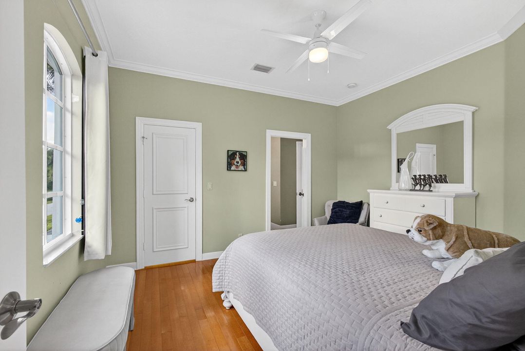 For Rent: $20,000 (5 beds, 4 baths, 4121 Square Feet)