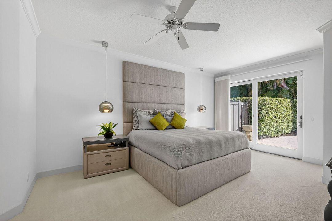 For Sale: $1,025,000 (3 beds, 3 baths, 2617 Square Feet)