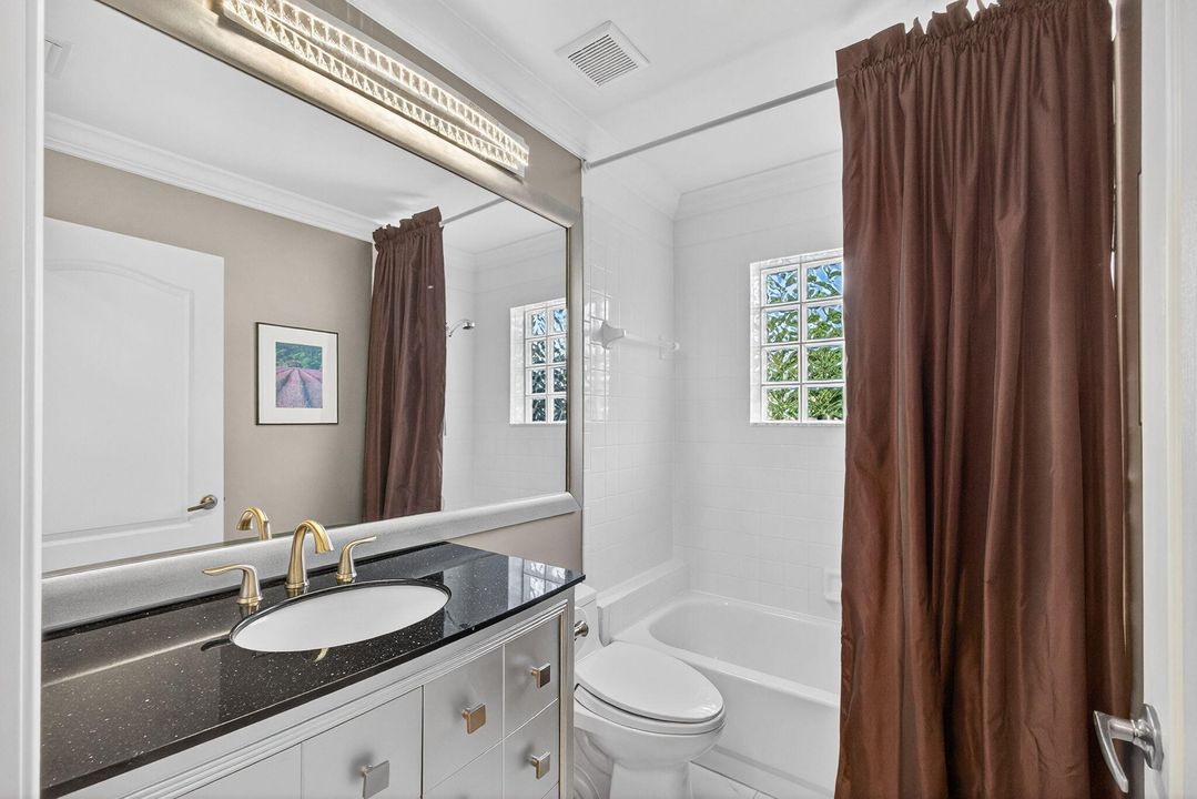 For Sale: $1,025,000 (3 beds, 3 baths, 2617 Square Feet)