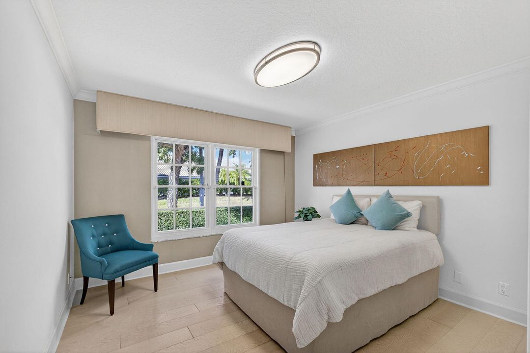 For Sale: $1,025,000 (3 beds, 3 baths, 2617 Square Feet)