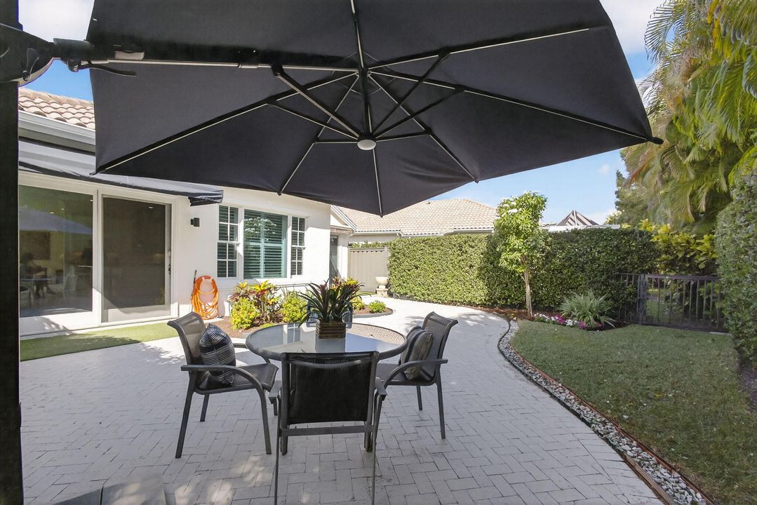 For Sale: $1,025,000 (3 beds, 3 baths, 2617 Square Feet)