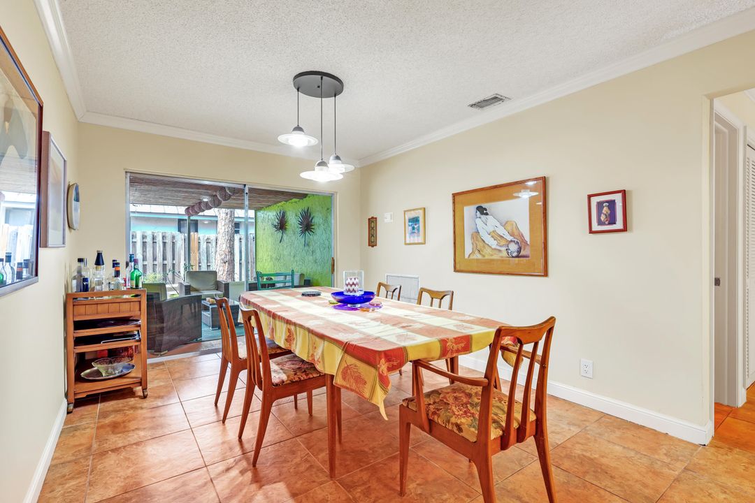 For Sale: $1,250,000 (4 beds, 2 baths, 2305 Square Feet)