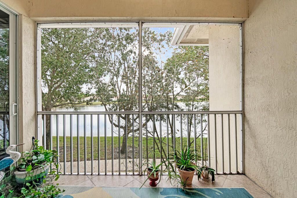 出租: $3,200 (3 贝兹, 2 浴室, 2306 平方英尺)