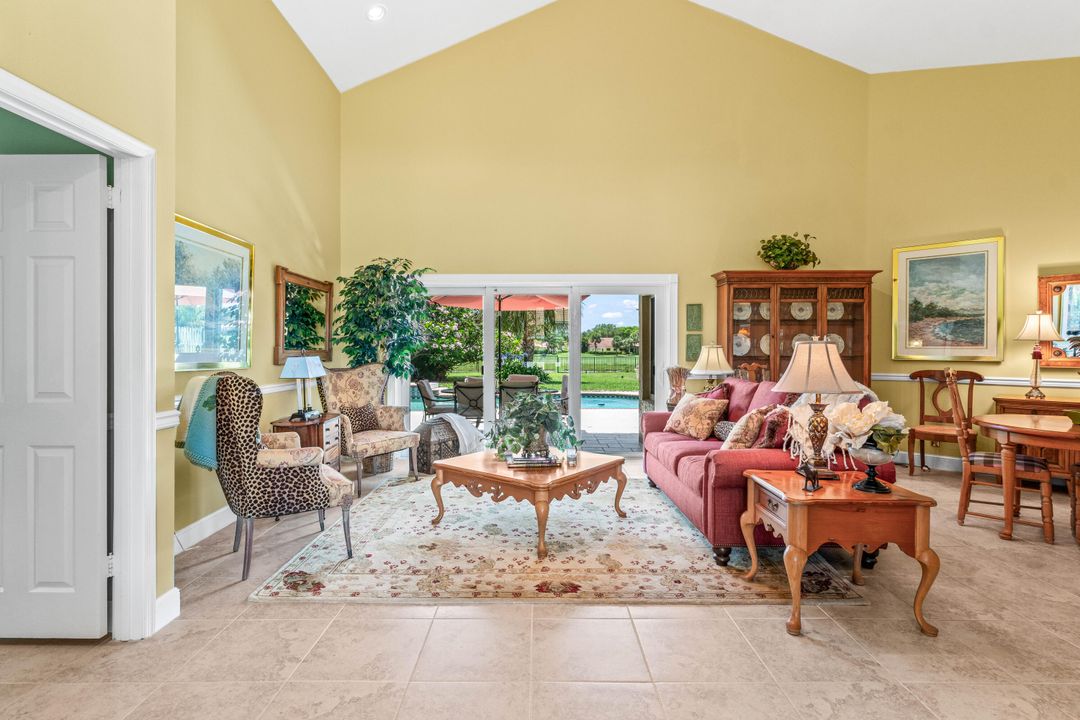 For Sale: $1,349,000 (4 beds, 3 baths, 2467 Square Feet)