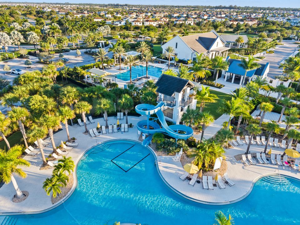 For Sale: $625,000 (3 beds, 2 baths, 2305 Square Feet)