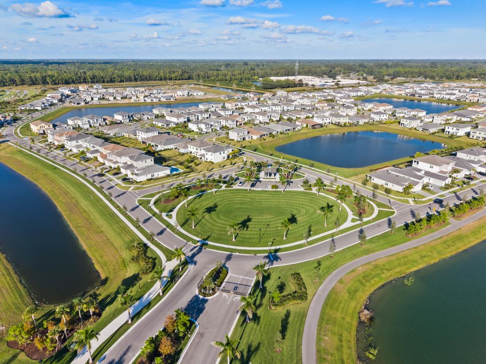 For Sale: $625,000 (3 beds, 2 baths, 2305 Square Feet)