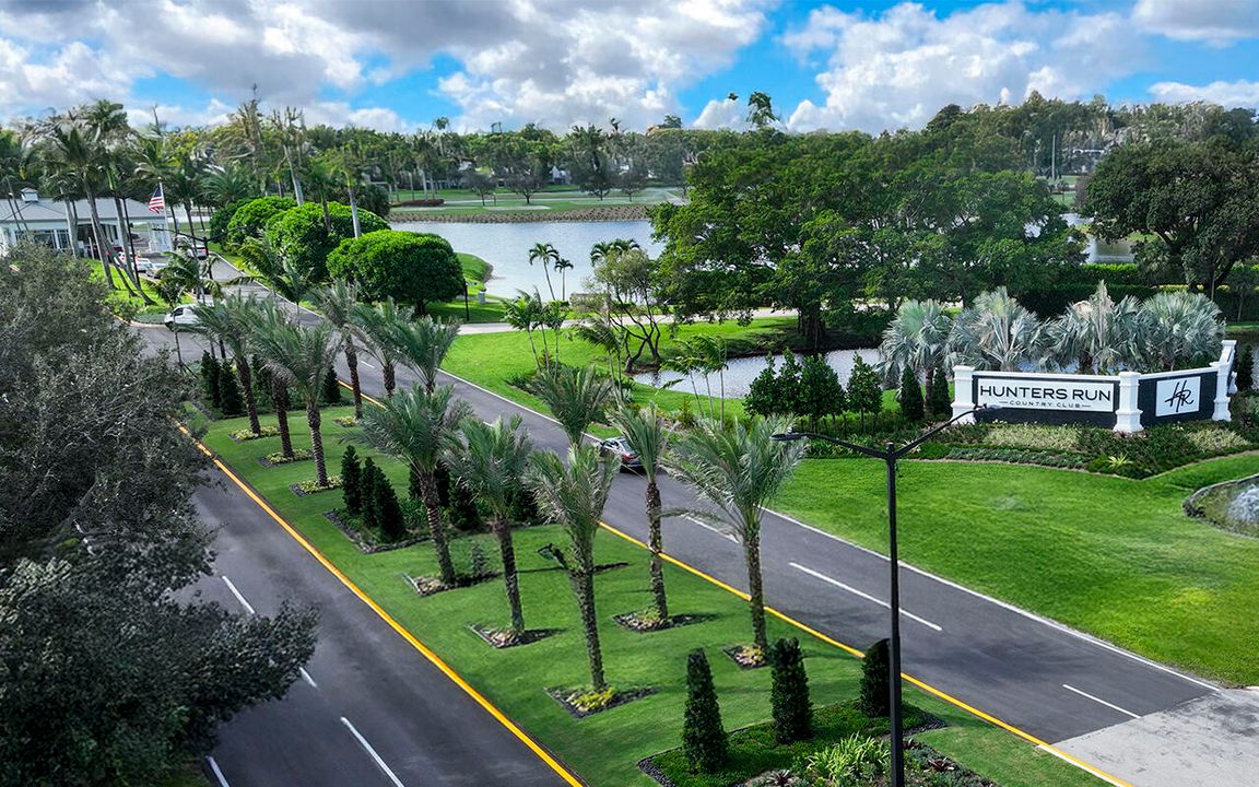 For Sale: $1,250,000 (4 beds, 5 baths, 4717 Square Feet)