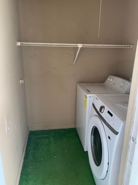 待售: $82,000 (1 贝兹, 1 浴室, 760 平方英尺)