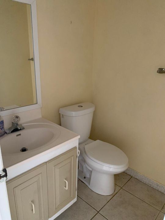 待售: $82,000 (1 贝兹, 1 浴室, 760 平方英尺)