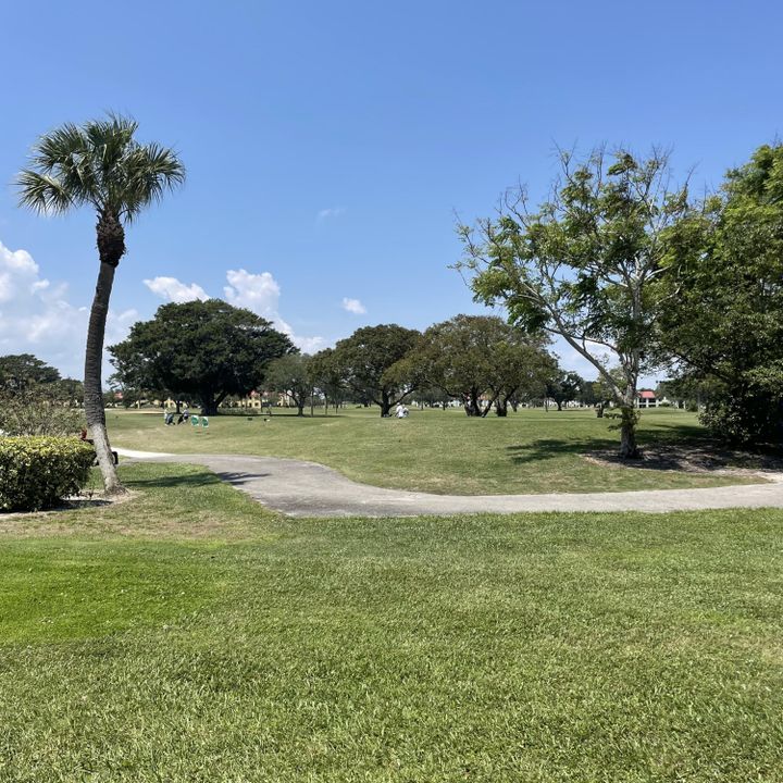 出租: $1,700 (1 贝兹, 1 浴室, 766 平方英尺)