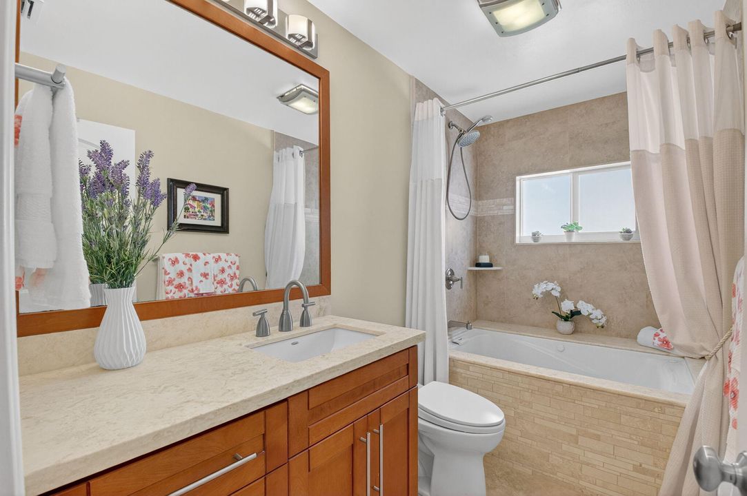 Под контрактом: $625,000 (2 спален, 2 ванн, 1614 Квадратных фут)