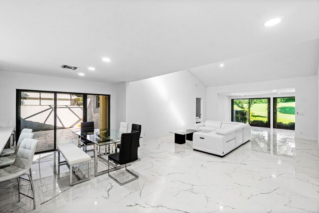 For Sale: $669,900 (3 beds, 2 baths, 2494 Square Feet)