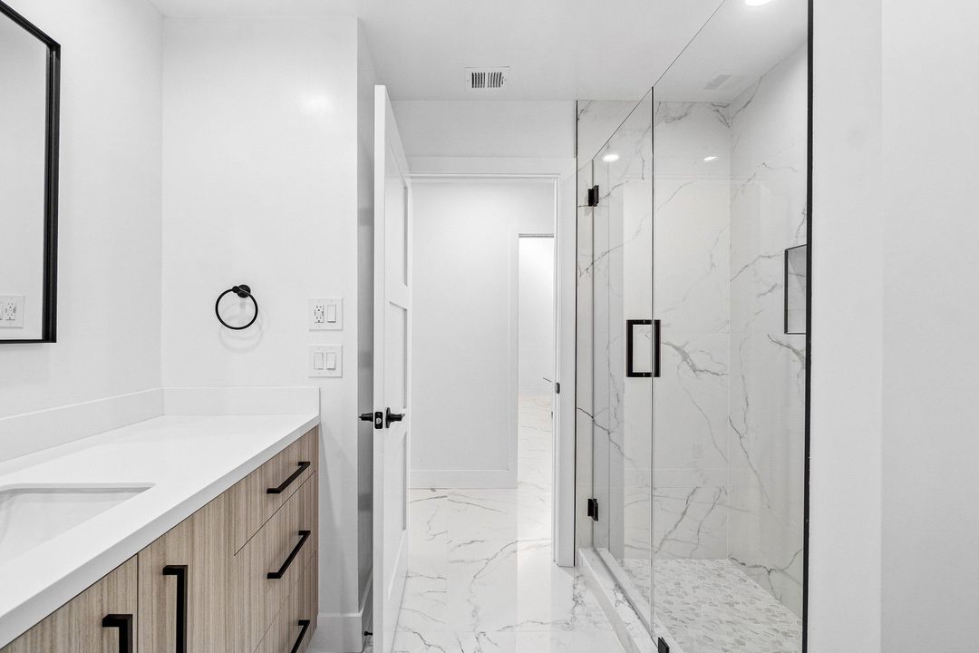 For Sale: $669,900 (3 beds, 2 baths, 2494 Square Feet)