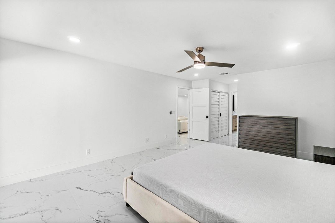 For Sale: $669,900 (3 beds, 2 baths, 2494 Square Feet)