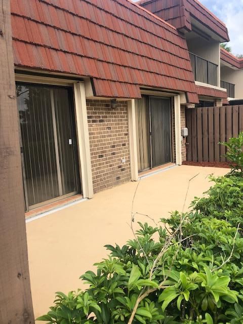 出租: $2,600 (2 贝兹, 2 浴室, 1359 平方英尺)