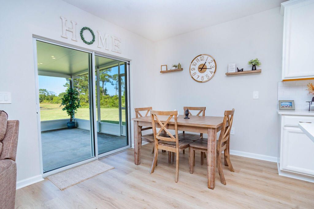 For Sale: $523,000 (4 beds, 2 baths, 1823 Square Feet)