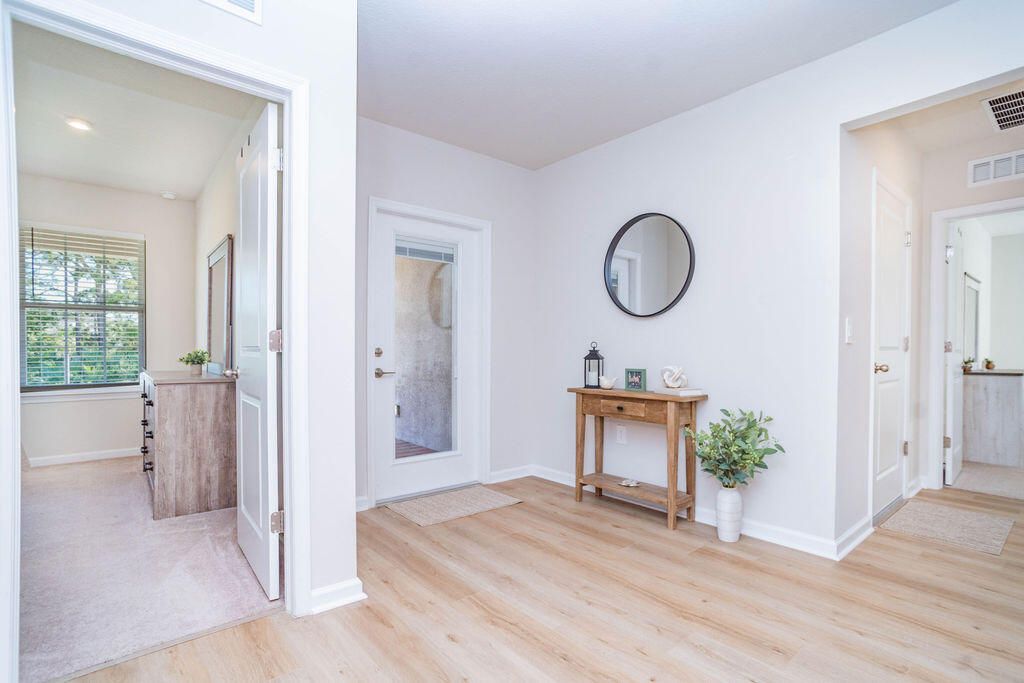 For Sale: $523,000 (4 beds, 2 baths, 1823 Square Feet)