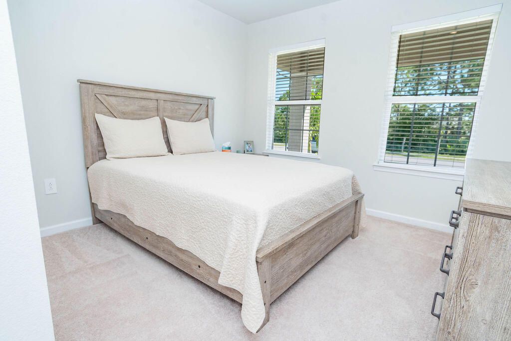 For Sale: $523,000 (4 beds, 2 baths, 1823 Square Feet)