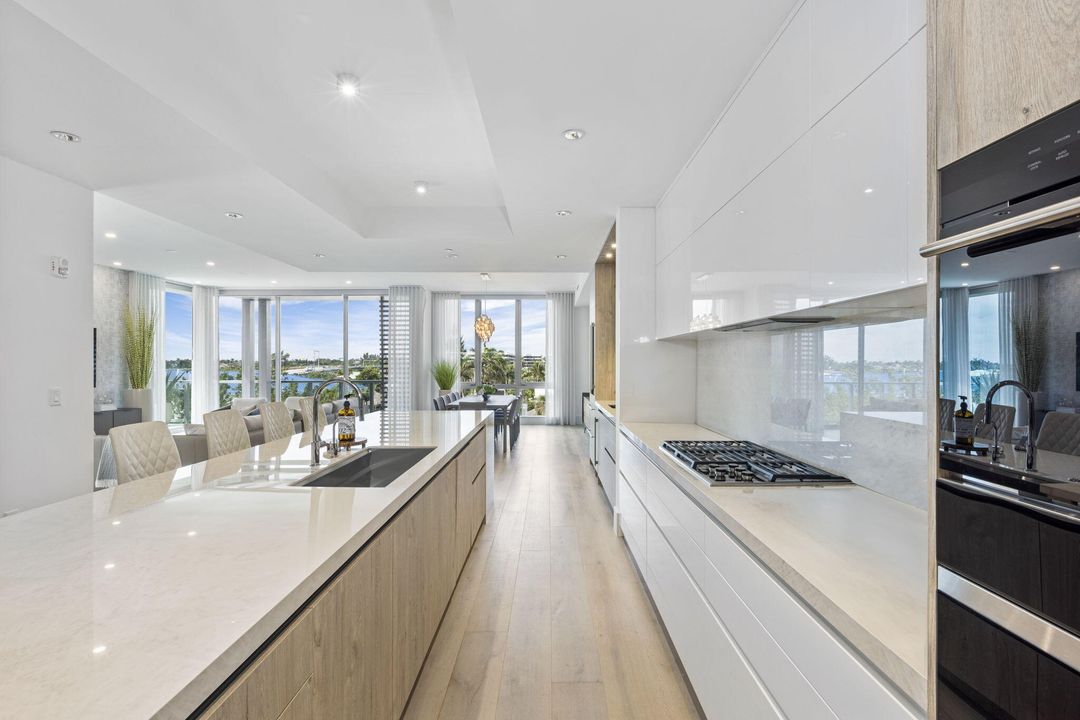 For Sale: $7,995,000 (4 beds, 3 baths, 3069 Square Feet)