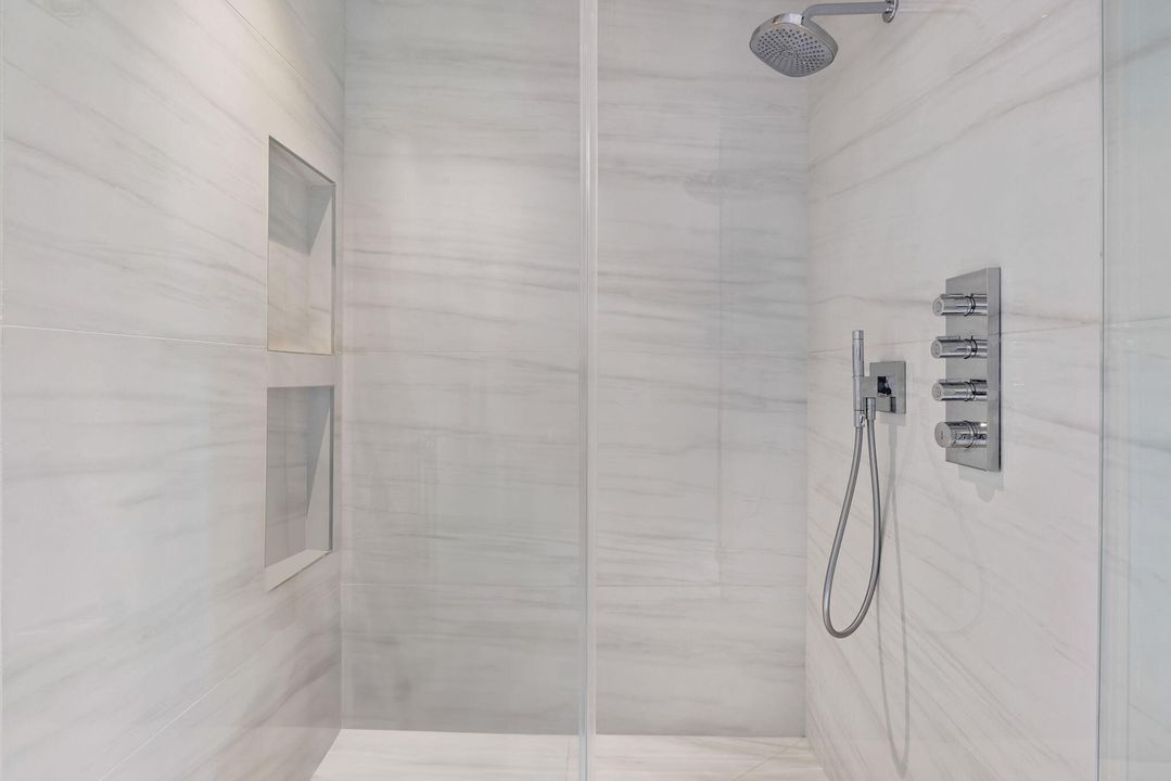 For Sale: $7,995,000 (4 beds, 3 baths, 3069 Square Feet)