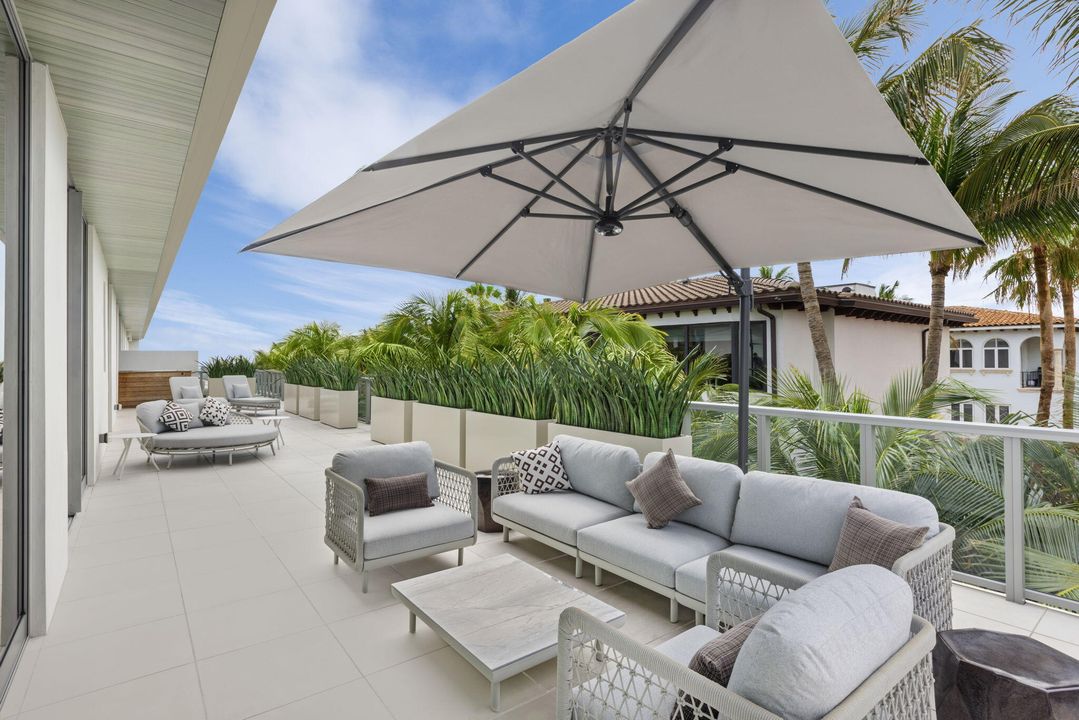 For Sale: $7,995,000 (4 beds, 3 baths, 3069 Square Feet)