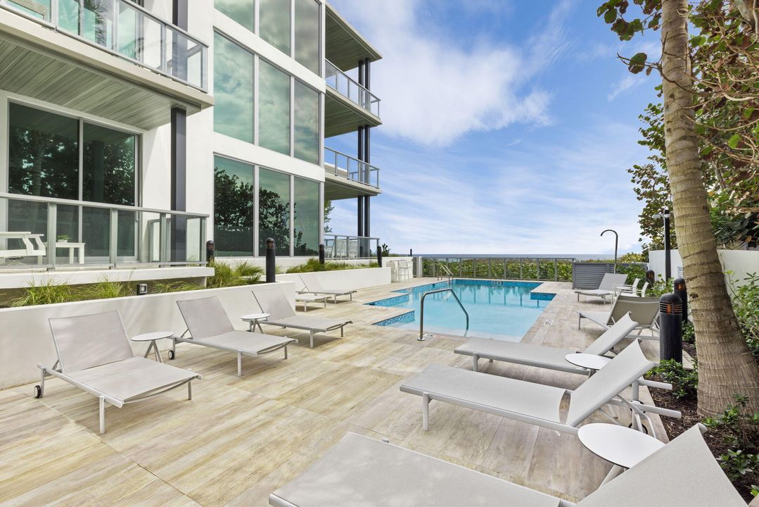 For Sale: $7,995,000 (4 beds, 3 baths, 3069 Square Feet)