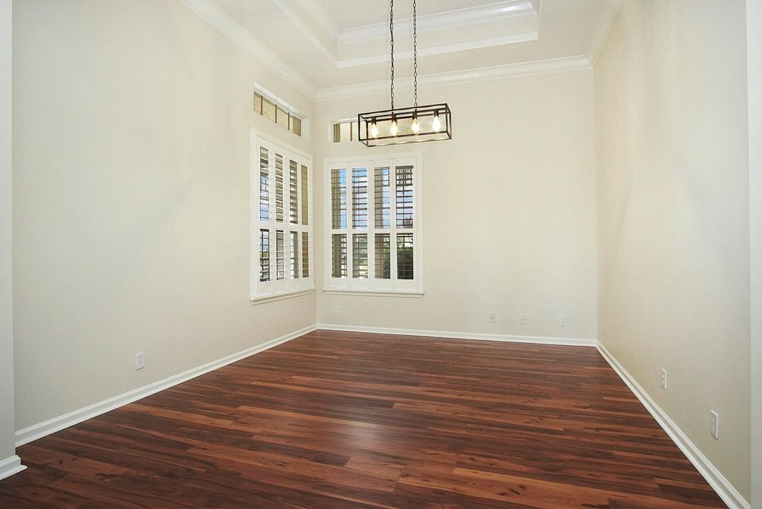 For Sale: $525,000 (4 beds, 3 baths, 2943 Square Feet)