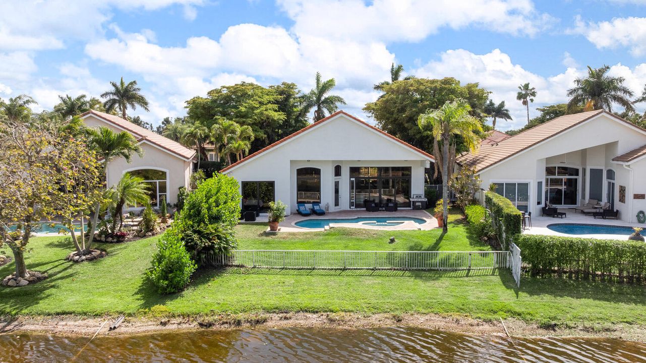 For Sale: $2,699,900 (3 beds, 3 baths, 3155 Square Feet)