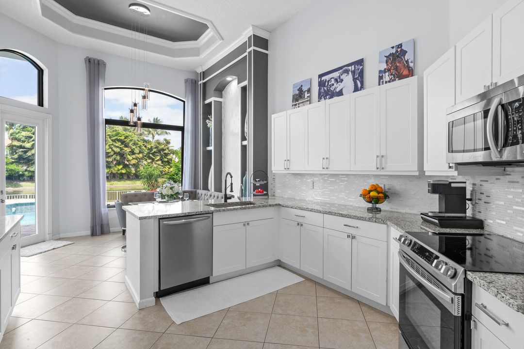 For Sale: $2,699,900 (3 beds, 3 baths, 3155 Square Feet)