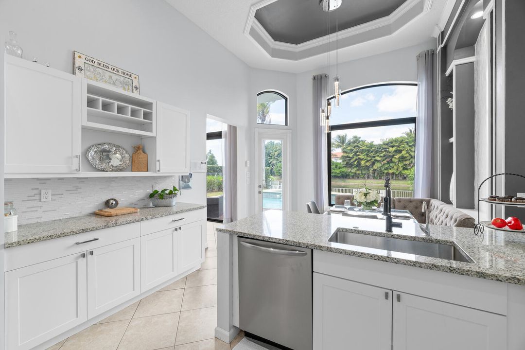 For Sale: $2,699,900 (3 beds, 3 baths, 3155 Square Feet)