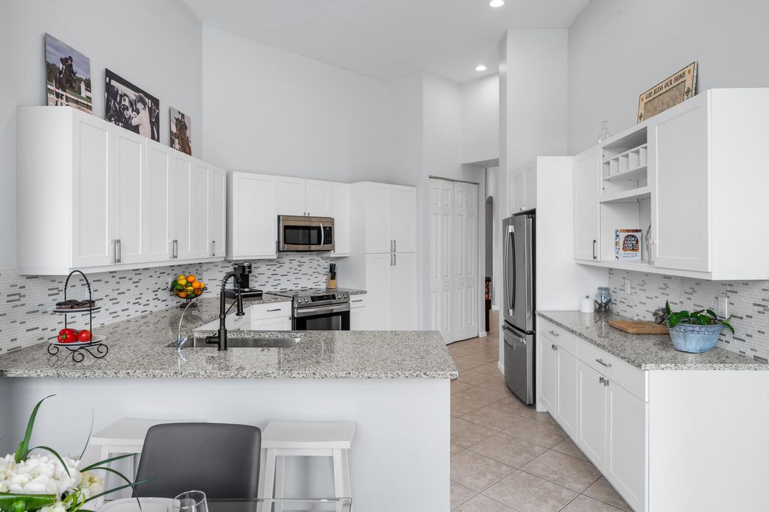 For Sale: $2,699,900 (3 beds, 3 baths, 3155 Square Feet)