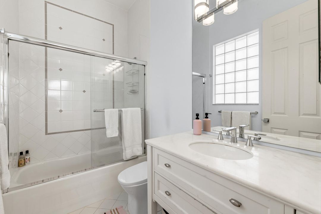 For Sale: $2,699,900 (3 beds, 3 baths, 3155 Square Feet)