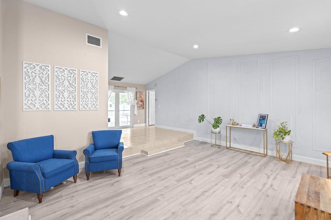 For Sale: $645,000 (3 beds, 2 baths, 2076 Square Feet)