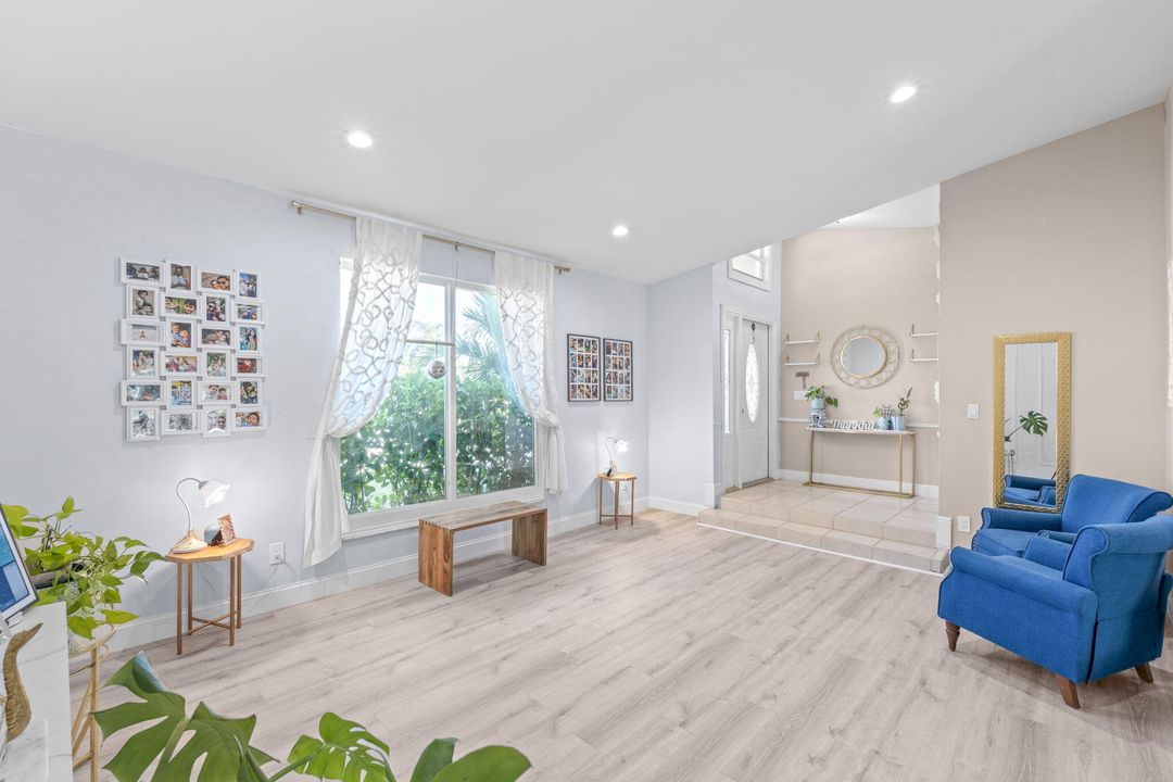 For Sale: $645,000 (3 beds, 2 baths, 2076 Square Feet)