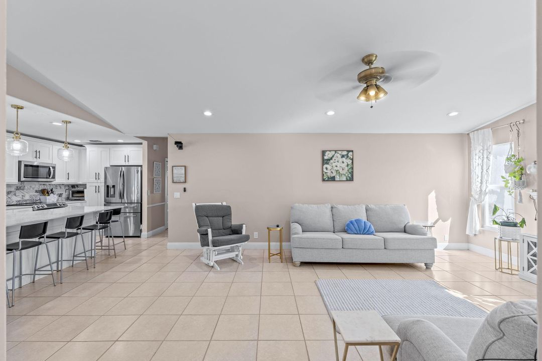 For Sale: $645,000 (3 beds, 2 baths, 2076 Square Feet)