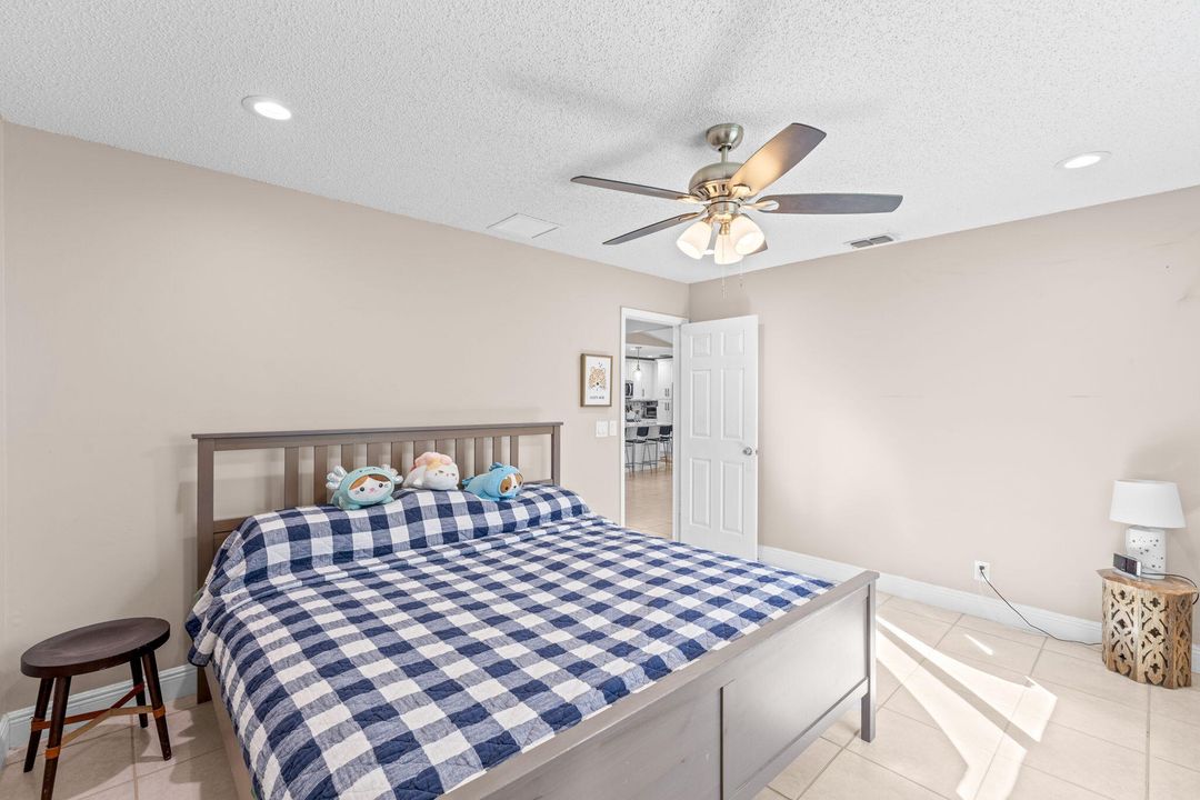 For Sale: $645,000 (3 beds, 2 baths, 2076 Square Feet)