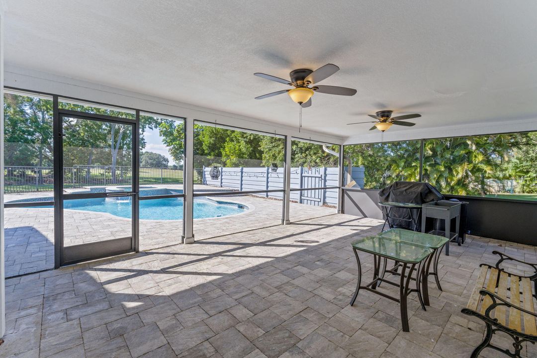 For Sale: $645,000 (3 beds, 2 baths, 2076 Square Feet)