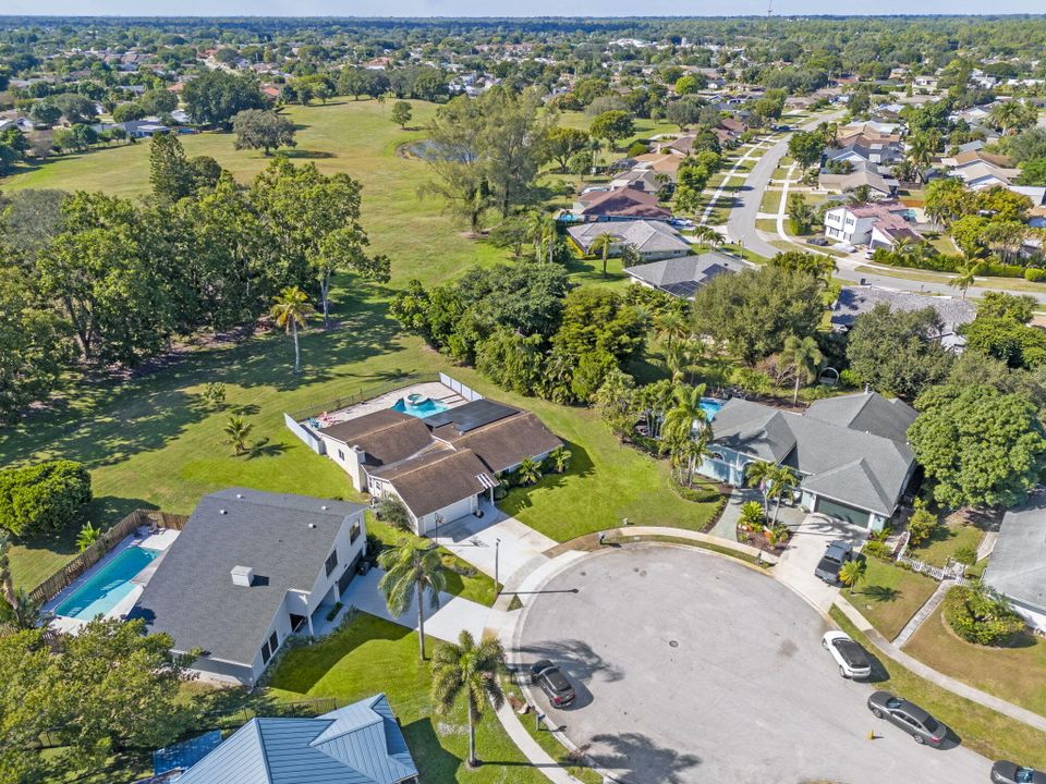 For Sale: $645,000 (3 beds, 2 baths, 2076 Square Feet)